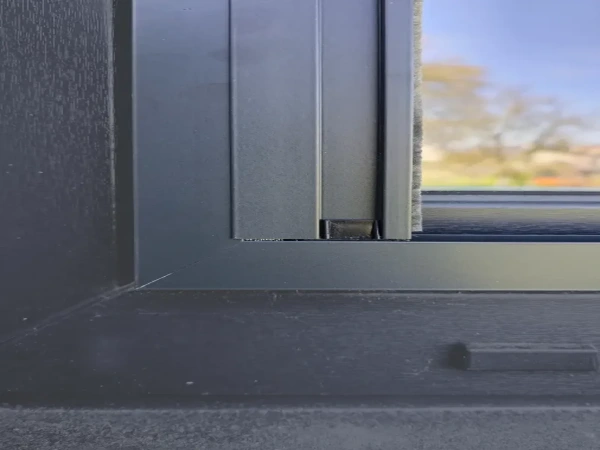 Sieťky proti hmyzu na DVERE - PLISSÉ KLIK - bežné odtiene 13